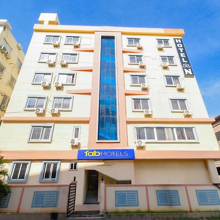 Fabhotel N Residency, Hitech City - 350M From Yashoda Hospital, Hitech City Хайдарабад Экстерьер фото