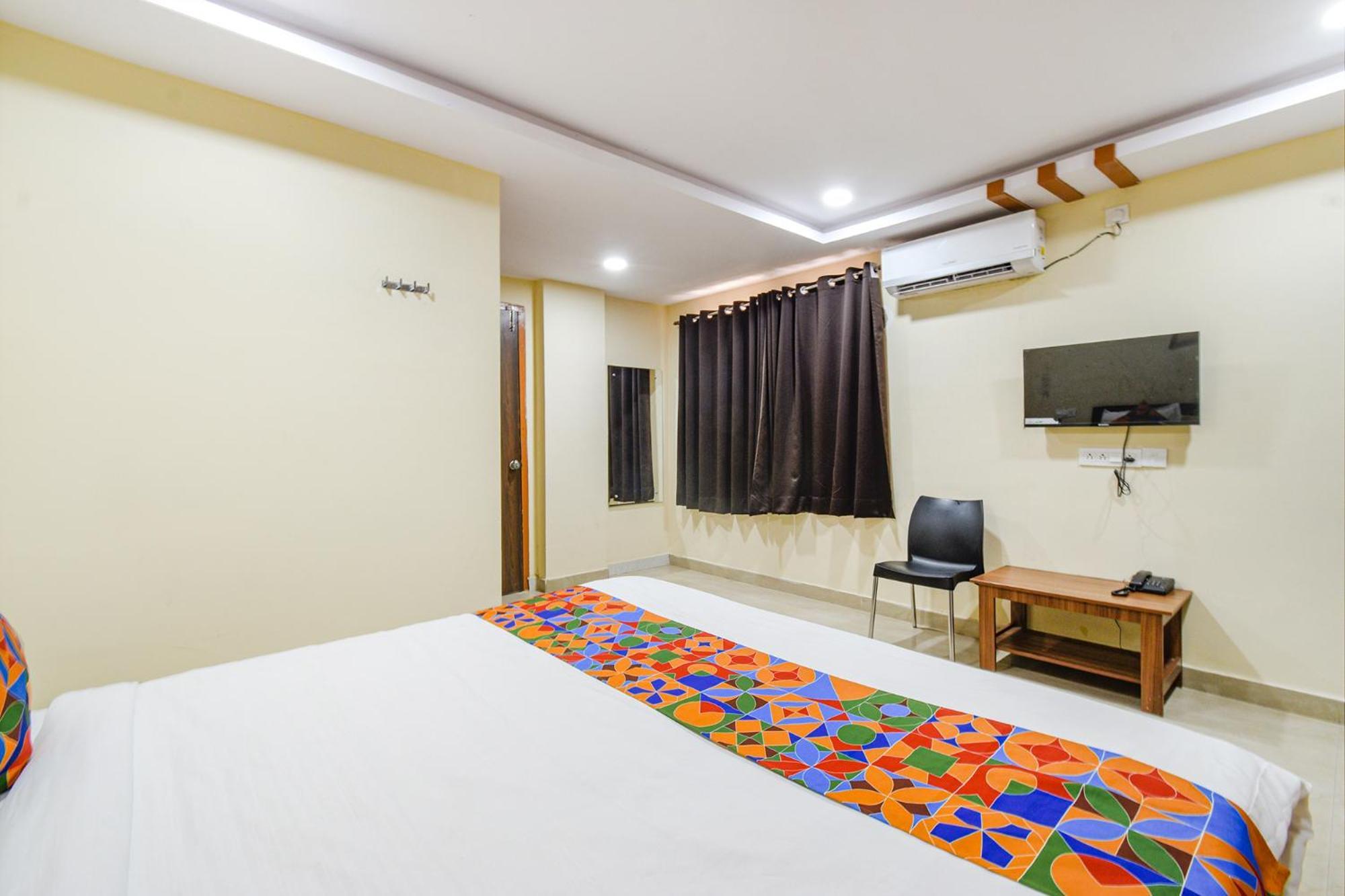 Fabhotel N Residency, Hitech City - 350M From Yashoda Hospital, Hitech City Хайдарабад Экстерьер фото
