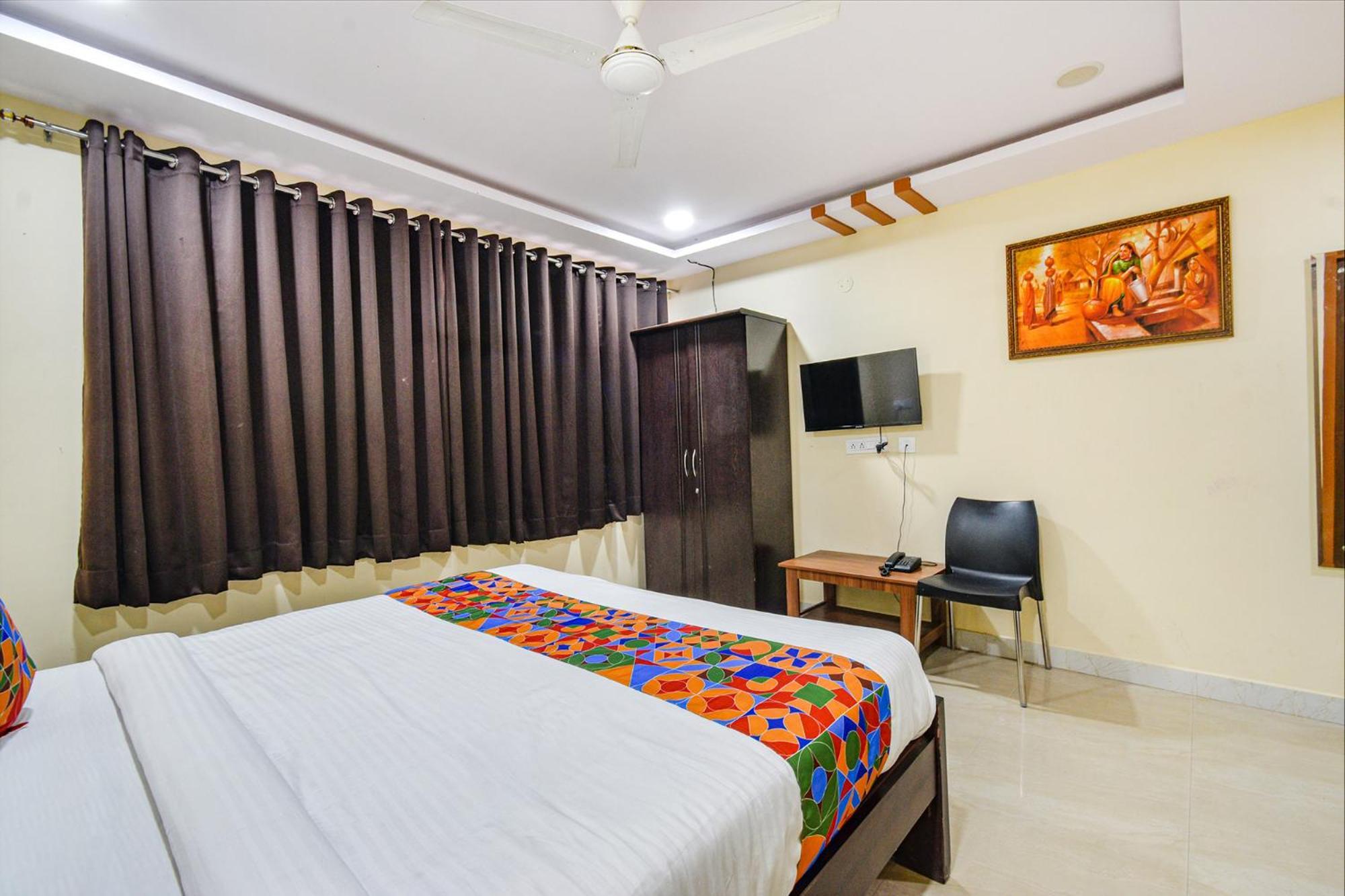 Fabhotel N Residency, Hitech City - 350M From Yashoda Hospital, Hitech City Хайдарабад Экстерьер фото